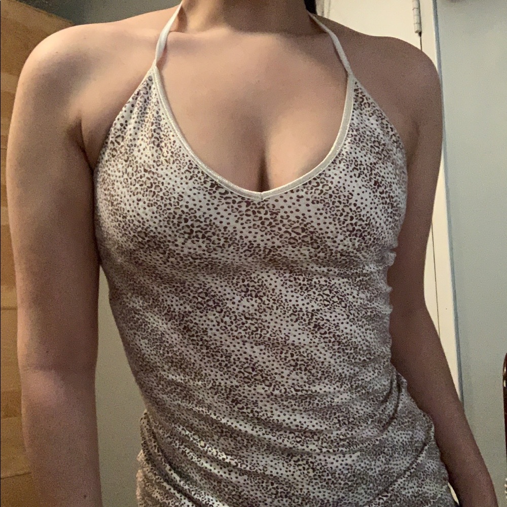 Express basic leopard stretch halter top - Picture 3 of 8